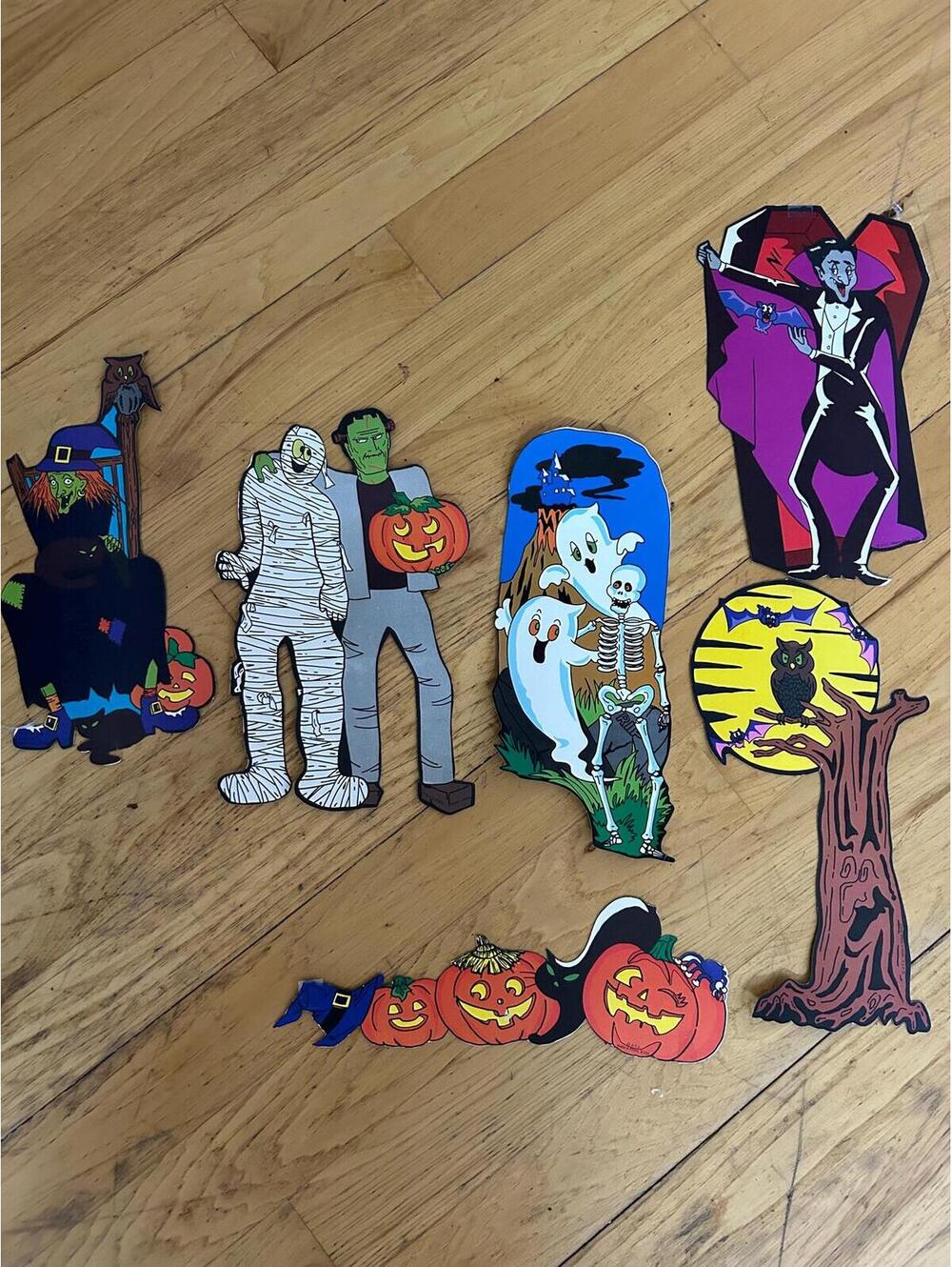 Vtg. set six cardboard classroom Halloween die cuts. Scary wall decor.